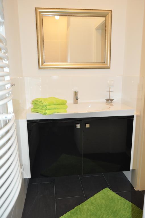 Ferienwohnung Im Univiertel Mit Garten Грац Экстерьер фото